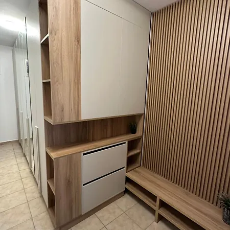 Centru Unirii Luxury Vip Palmier Apartament 2 Cu Terasa Exterioara Amenajata ! Parcare Subterana Privata Climatizata Si Supravegheata Video Dar Doar Cu Rezervare In Limita Locurilor Disponibile !proprietate In Regim Hoteliep - Nu Are Bucatarie Apartman Bukarest
